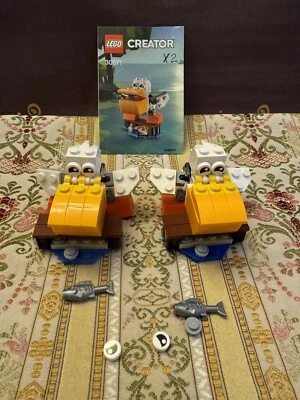 Lego 30571 Pelican LOT of 2 w/Instruction Manual - Image 1 of 4