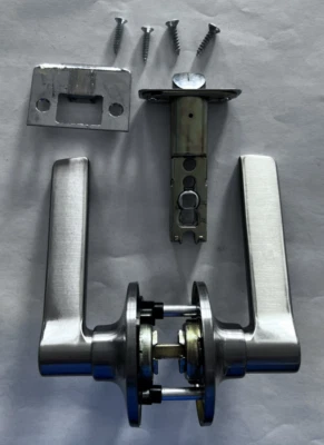 Defiant Door Handle No Lock - Image 1 of 4