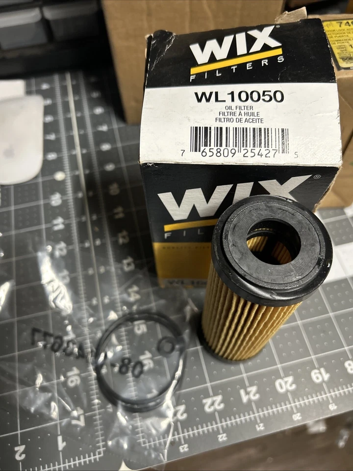 Filtro de aceite de motor WIX WL10050 para Ford Edge Explorer Lincoln Continental MKX MKZ Foto 1 de 1