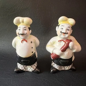 PAIR OF RETRO JAPANESE CHEF NOVELTY CERAMIC SALT AND PEPPER SHAKERS - Picture 1 of 7