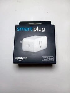 Amazon Smart Plug (Alexa Steuerung jede Innensteckdose hinzufügen) Modell C2YY37 Brandneu - Bild 1 von 3