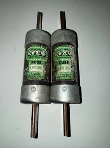 Lot of 2 Bussmann Low Peak LPN-200 Fuse 200AMP 250V LPN200 LPN 200 - Picture 1 of 3