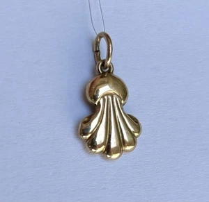 Victorian 9ct Gold Shell Pendant / Ladies Antique Circa 1890 Scallop π΄π΅π‘ - Picture 1 of 4