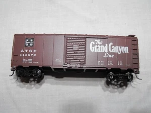HO- ATSF 40' BOXCAR #145572- "The Grand Canyon Line"- estate- C7 - Picture 1 of 6