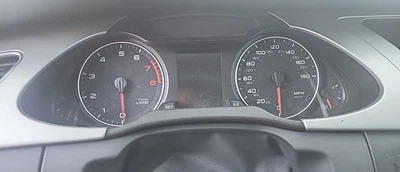 Grupo de medidores de velocímetro original A4 2010 94 k millas Audi Foto 1 de 4