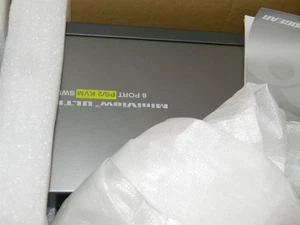 IOGear MiniView ULTRA 8-Port PS/2 KVM Switch GCS138 New in Box - Picture 1 of 7