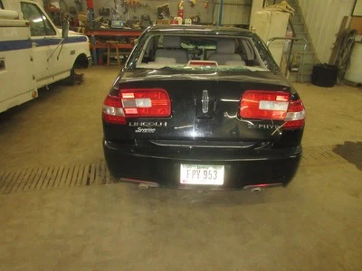 Used Front Upper Center Console fits: 2006 Lincoln Zephyr roof w/sunroof Front U - Изображение 1 из 4