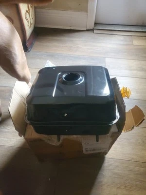 13-15HP Gas Engine Gas Tank, Horizontal Shaft 4 Stroke OHV  Go Kart Tiller Mower - Image 1 of 3