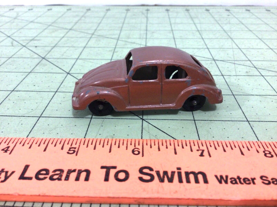 Vintage metal Tootsietoy bronce VW Volkswagen Bug, Beetle, ¡Envío gratuito! Foto 1 de 3