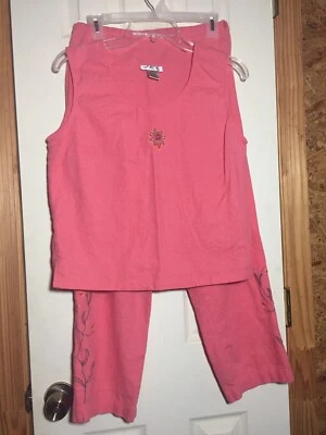 Coral 3 Piece Linen Embroidered Suit Size 6-8 S/M - Image 1 of 4