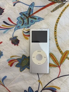 Apple iPod Nano A1199 2nd Generation 2GB Argento Silver N17 - Foto 1 di 4