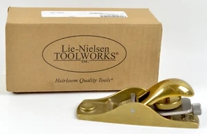 LIE NIELSEN LN-102 LOW ANGLE BLOCK PLANE, BRONZE w/Box - Picture 1 of 8