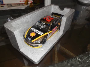 NASCAR JOEY LOGANO 2016 1:24 AUTOGRAPHED COLLECTIBLE DIECAST CAR - MIB - Picture 1 of 5