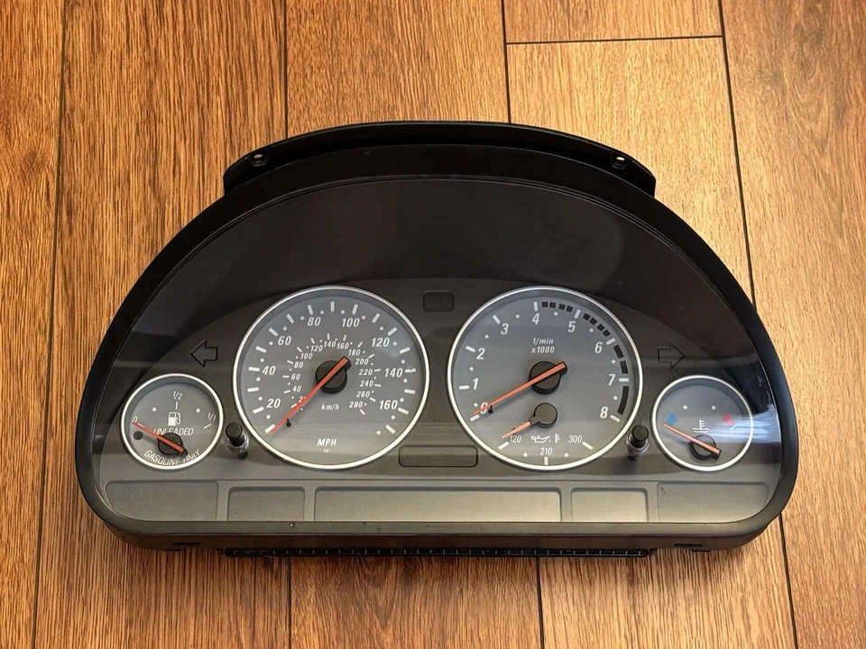 OEM 2004-2006 BMW X5 4.8iS E53 Instrument Gauge Cluster Speedometer - Image 1 of 4