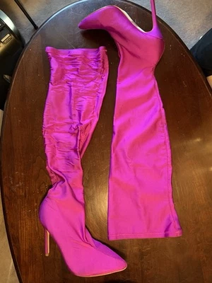 Botas hasta la rodilla para mujer Foto 1 de 3