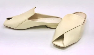New INTENTIONALLY BLANK Kamika Slip On Leather Flat Mules Ivory Sandal Shoes 6M - Picture 1 of 22