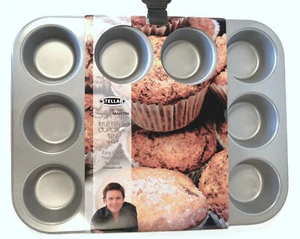 STELLAR JAMES MARTIN BAKERS DOZEN 12 HOLE NONSTICK MUFFIN/CUPCAKE TIN SJM57 - Picture 1 of 4