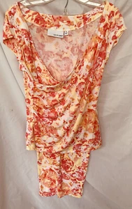 Lucy & Laurel M Tie Dye Orange Yellow Criss Cross Top Sleepware Capri Pajamas - Picture 1 of 7