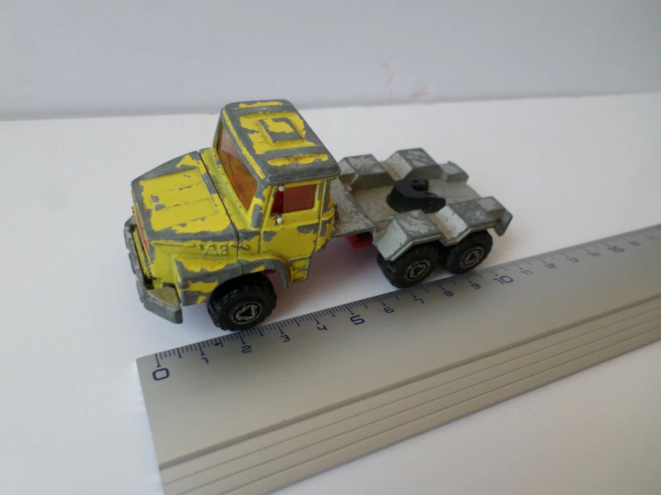 scania camion tracteur modele 140 jaune - majorette - Photo 1/1