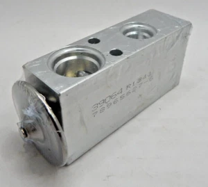 A/C Expansion Valve Front 4 Four Seasons 39064 - Picture 1 of 8