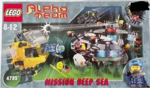 LEGO 4795 Ogel Underwater Base and Alpha Team Sub New unused opened Box Japan - Picture 1 of 4