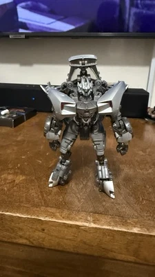 Revenge of the Fallen SS-10 Sideswipe Figure Only - Image 1 of 4