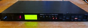 Yamaha YDG 2030     Digital Grafik Equalizer -       Top Zustand     1/4 - Bild 1 von 19