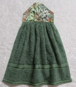 Jazberryz Kitchen Hanging Hand Towel FLOWERS on Forest Green Button Close - Picture 1 of 2