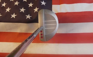 Putter Titleist Scotty Cameron ROJO X 2 Demanda 33" Nuevo Empuñadura SC EXCELENTE - Imagen 1 de 6