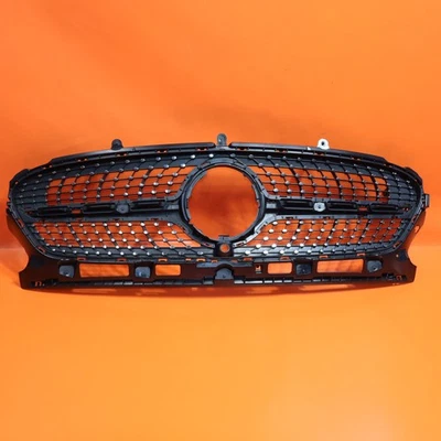 MERCEDES BENZ GLA250 GRILLE 2021 2022 2023 A2478859208 OEM - Image 1 of 4