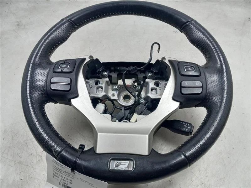 Lexus RC200T 2016 F-Sport volante  Foto 1 de 4