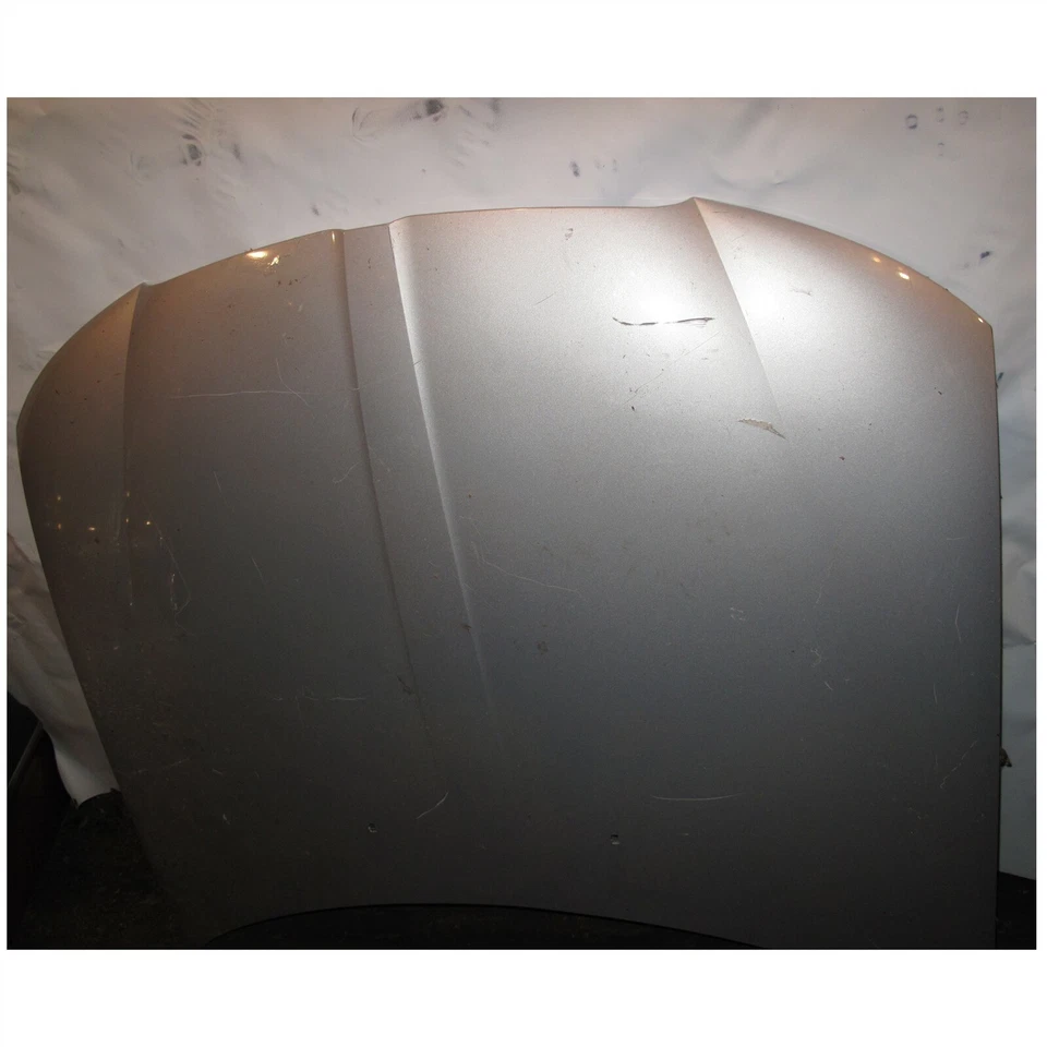 Hood F80B-16612-ASY Lincoln Town Car Continental Navigator ?? - Image 1 of 4