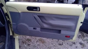 VOLKSWAGEN BEETLE    2006 Front Door Trim Panel RIGHT PASSENGER 462571 - Picture 1 of 12