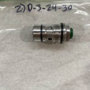 OEM 2016 KAWASAKI KX450F REAR SHOCK PLUG BOLT COMPRESSION CLICKER 92154-1906 - Foto 1 di 4