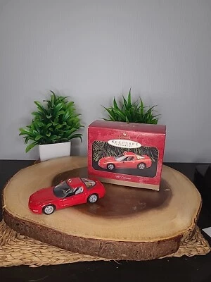 Ornamento de Natal Hallmark Red 1997 Corvette C5 carros clássicos #6455 1:43 NOVO! M1 - Imagem 1 de 4