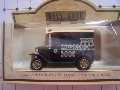 LLEDO, WALLS ICE CREAM, 1920, MODEL T FORD VAN, DIE CAST MODEL, VINTAGE - Image 1 of 4