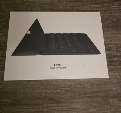 Apple Smart Keyboard: iPad Keyboard and case for iPad Pro 10.5-inch, iPad Air - Image 1 of 4