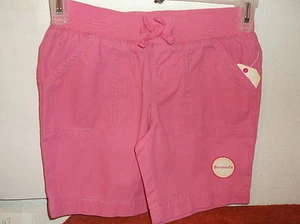 NEW GIRLS FADED GLORY STRAWBERRY PATCH ELASTIC WAIST PULL ON BERMUDA SHORTS - Picture 1 of 2