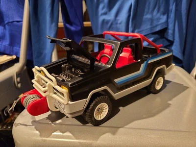 PLAYMOBIL TRUCK RACING-TEAM SPEEDSTAR CAR 1993 GEOBRA BLACK Jeep Camping EX Cond - Image 1 of 4