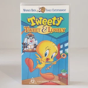 Tweety VHS Tweet And Lovely Warner Bros Family Entertainment 1999 PAL Rated G  - Picture 1 of 7