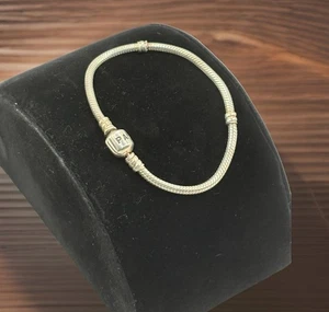 Pandora Sterling Silver 925 Cable Classic Style Charm Bracelet 7 Inches Long - Picture 1 of 5