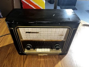 Radio Grundig Classic 960 Am/Fm/ondes courtes édition anniversaire EX testée fonctionnelle - Photo 1/7