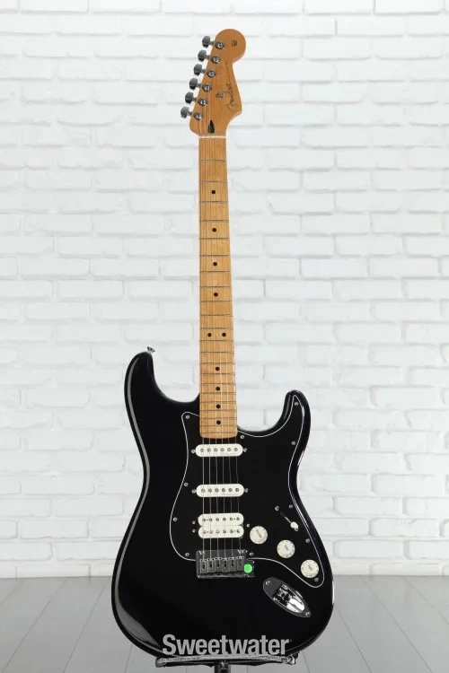 ■Fender Modern Player Stratocaster HH Fender Modern Player Stratocaster HSH Electric Guitar Transparent