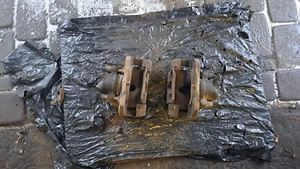 BMW E46/E83 330i 330d ÉTRIERS DE FREIN AVANT PORTEURS 57/25 (E36 MISE À NIVEAU BOULON) - Photo 1/12