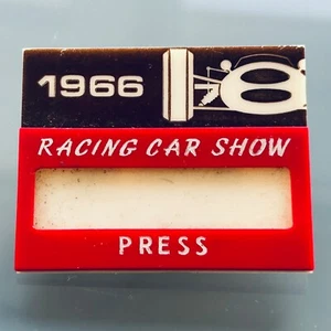 1966 RACING CAR SHOW OLYMPIA LONDRES INSIGNIA DE PRENSA ORIGINAL PASE PLÁSTICO F1 GP - Imagen 1 de 3