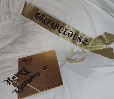 1964 Birthday Card, Sash, Cake Topper  & Crown Gold And Black Foto 1 de 4