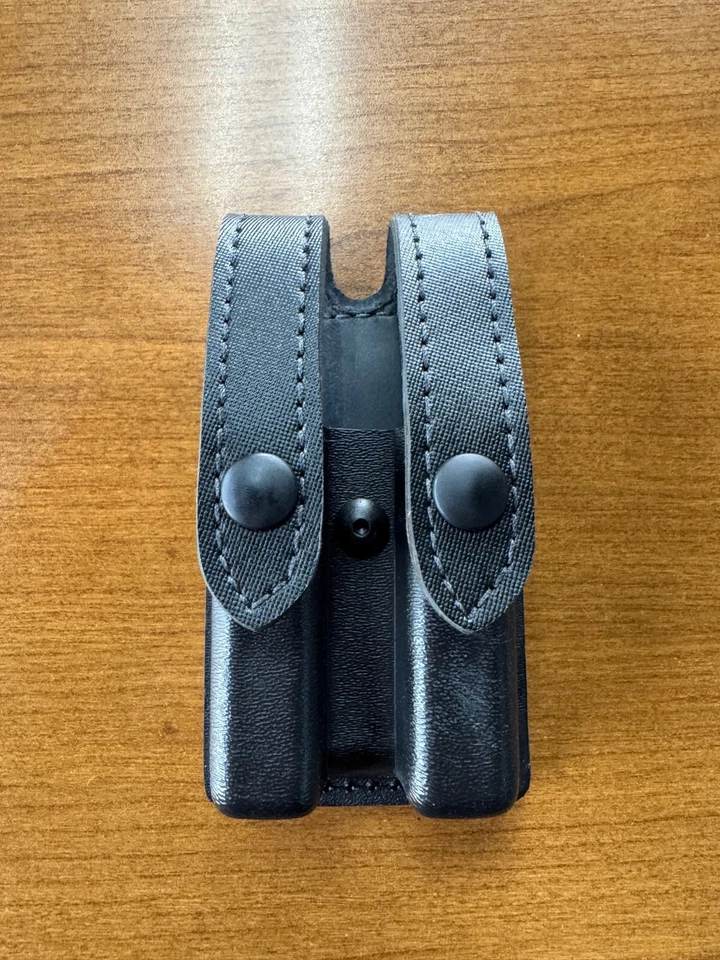 **NEW** Safariland Slimline 78-76-13 Double Mag Pouch fits S&W, Sig, Beretta 92f - Image 1 of 2