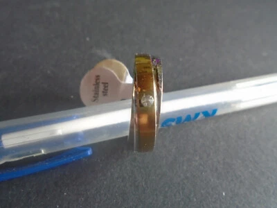 Edelstahlring mit vergoldung und Strassstein, Größe 17 - NEU & Ungetragen - Bild 1 von 2