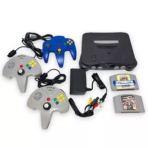 Pacchetto console Nintendo 64 N64 3 controller cavi Paper Mario WCW nWo Revenge - Foto 1 di 12