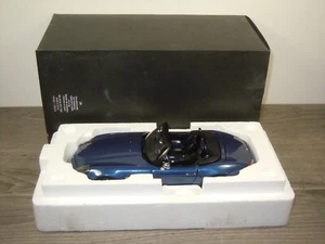 BMW Z8 - Kyosho 1:18 - in Box *69611 - Picture 1 of 7